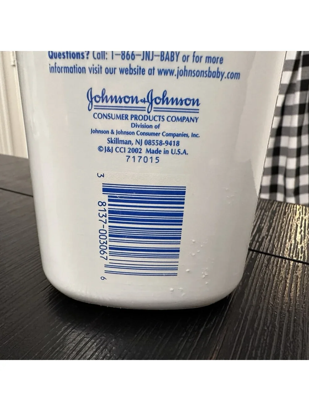 Vintage Johnson’s Baby Powder Vanilla Jasmine 22oz 2002 Factory Sealed NOS